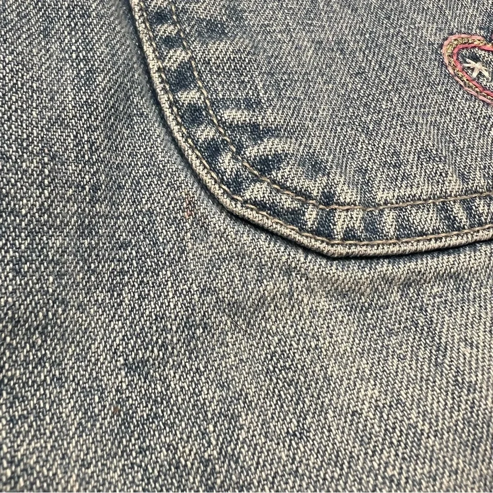 Oshkosh B'gosh Girls Denim Heart Floral Embroidered Skirt Size 4